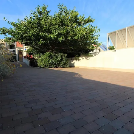 Frideric Appartement Pag Town