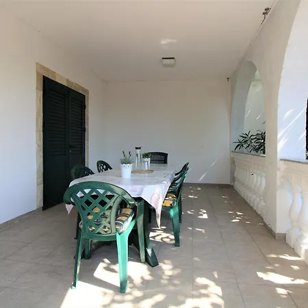 Frideric Apartment